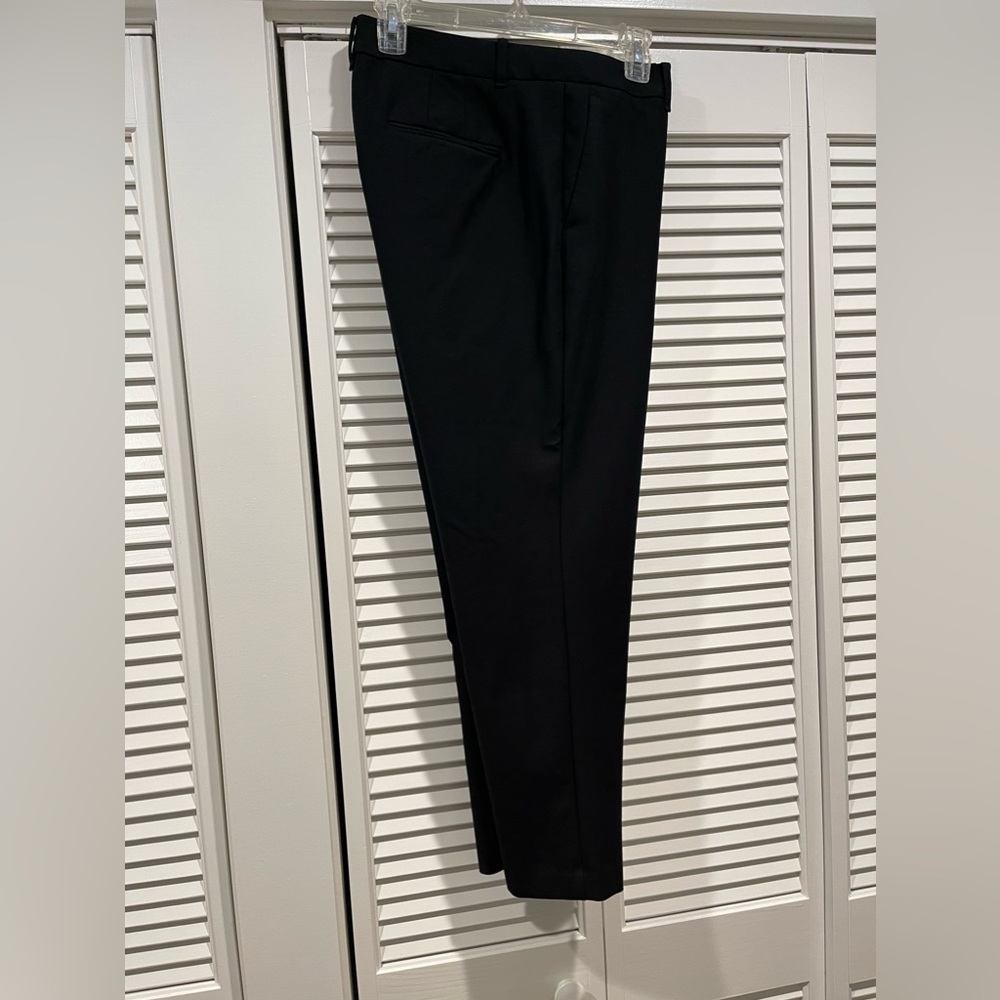 Ann Taylor Black Curvy Fit Size 10 Cropped Dress Pant